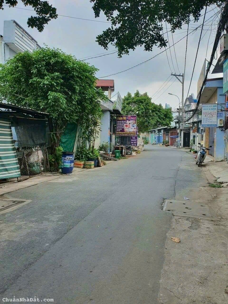 Đất thổ cư Hóc Môn dt 209m2 giá 9,5 tỷ