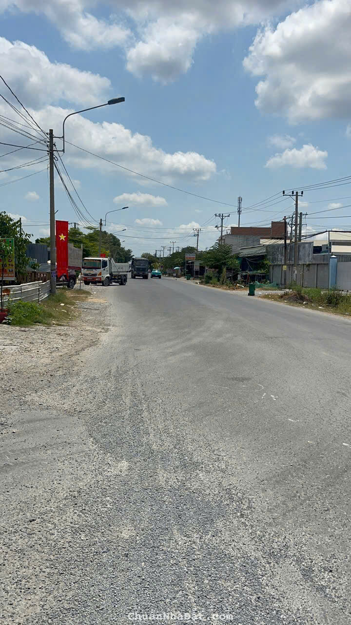 706m2 đất thổ + trồng cây lâu năm ấp 2 xã Tân Bửu,Bến Lức,Long An giá 5,868 tỷ 706m2 đất thổ + trồng cây lâu năm ấp 2 xã Tân Bửu,Bến Lức,Long An giá 5,868 tỷ