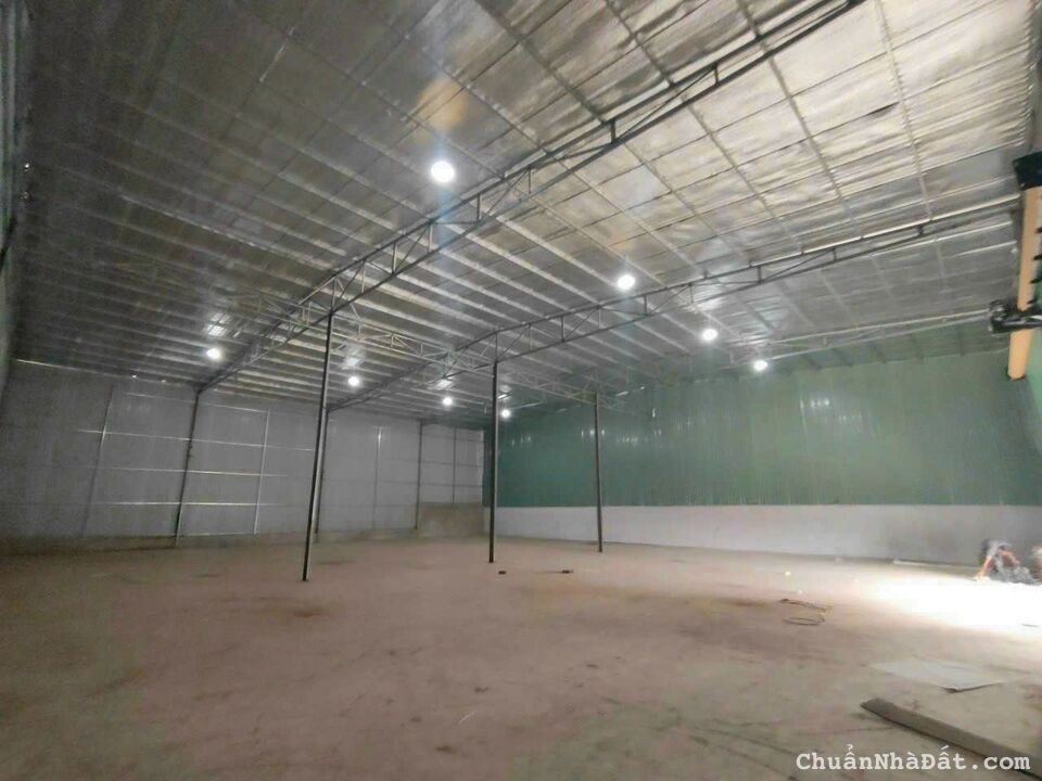 Xưởng cho thuê p Phú Hữu, q9 dt 600m2 giá 60tr/tháng