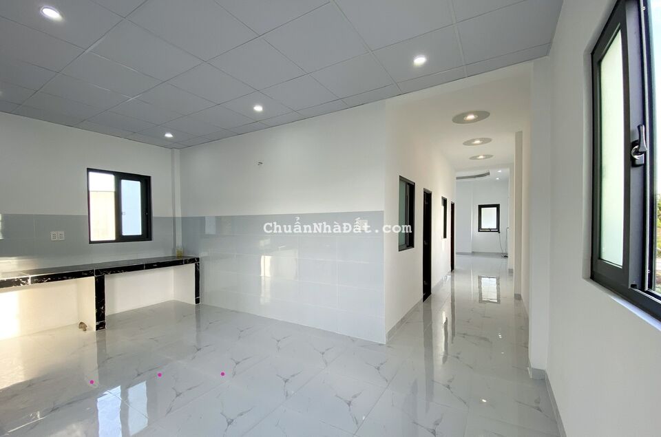 Nhà Mới 100% , 970Tr , 120m2 , Sát Trung Tâm