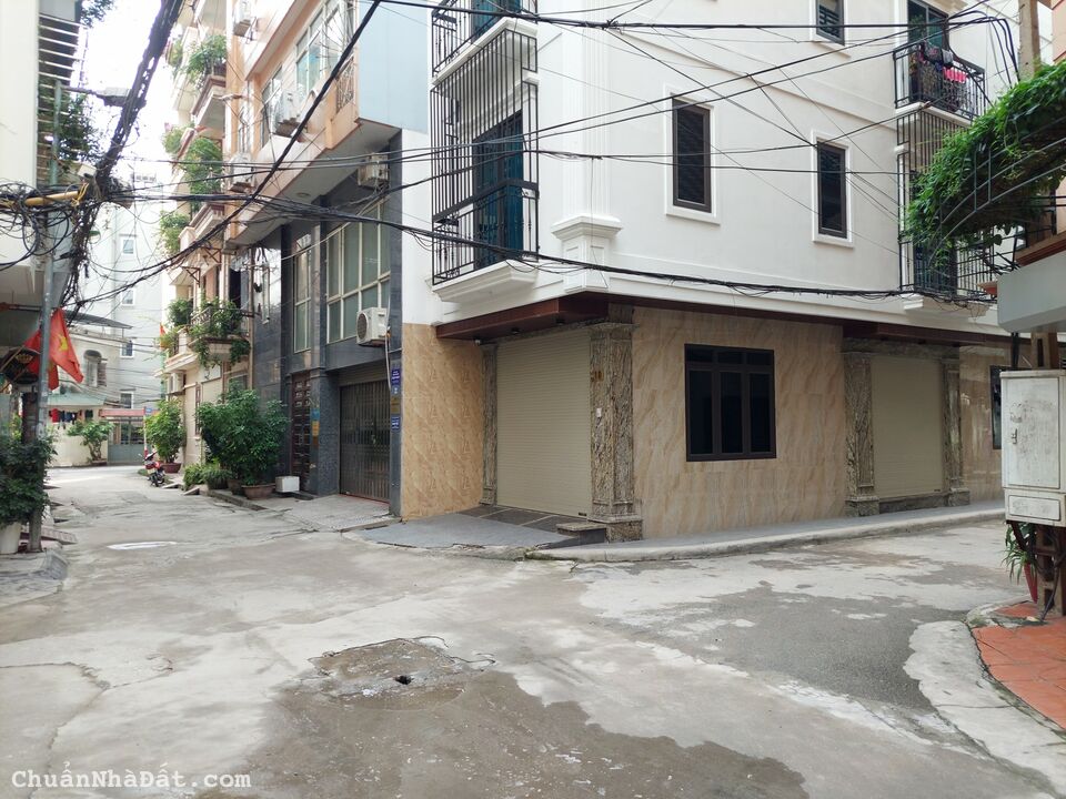 Bán nhà Phạm Thật Duật, Cầu Giấy, ô tô vào nhà, 60m, , giá 6 tỷ9. Bán nhà Phạm Thật Duật, Cầu Giấy, ô tô vào nhà, 60m, , giá 6 tỷ9.