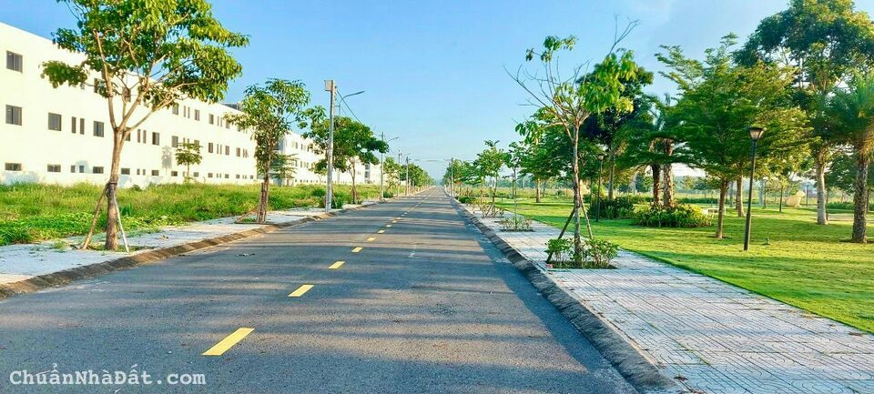 Bán gấp lô đất trong khu dân cư giá 750tr