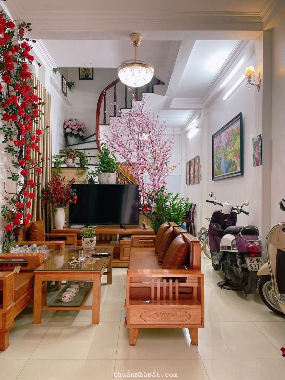 BÁN NHÀ HOÀNG HOA THÁM, NGÕ THÔNG, 40M2, 4 TẦNG GIÁ CHỉ 3.6 TỶ.