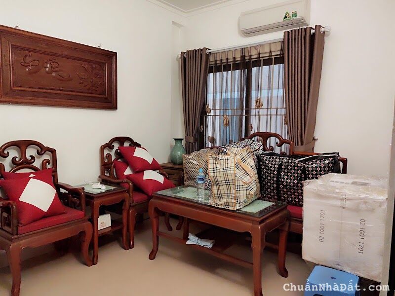 BÁN NHÀ PHƯỜNG ĐỘI CẤN, Ô TÔ, 45M2, 4 NGỦ, GIÁ CHÀO 5 TỶ.