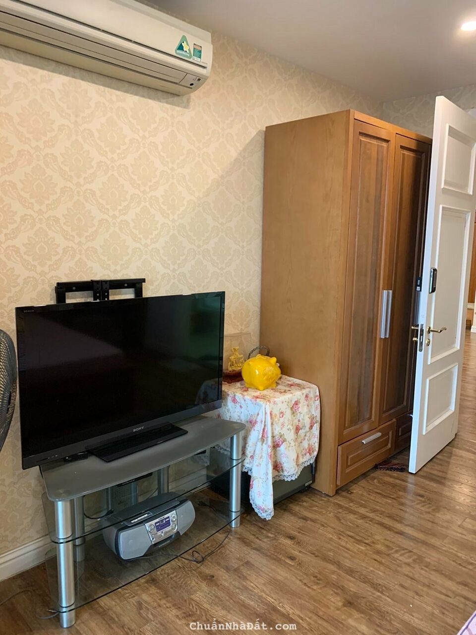 Chính chủ cần bán căn hộ 2 phòng ngủ, 2 vs DT 83m ở tòa EUROWINDOW LH gặp chính chủ 0936354564