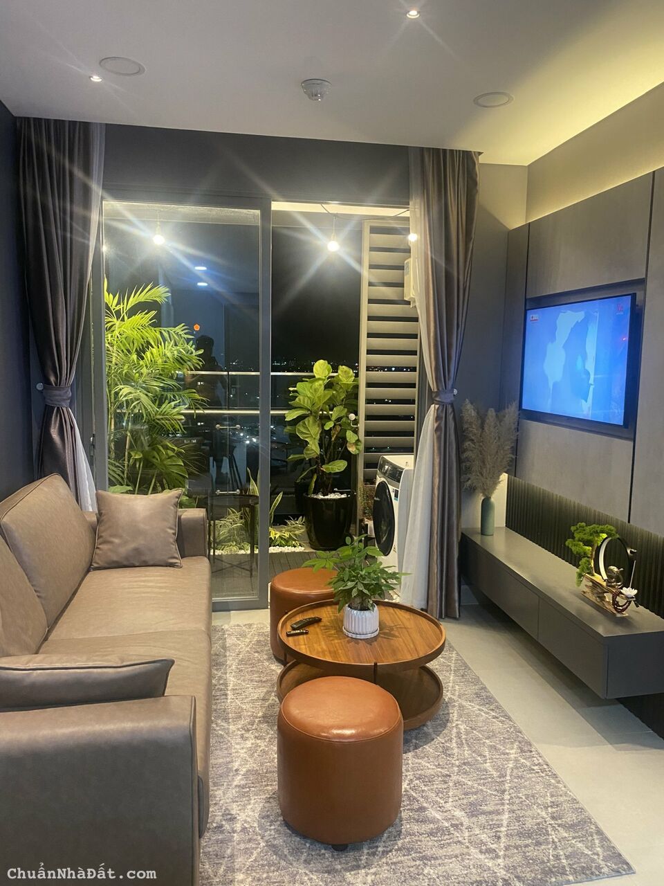 BÁN GẤP! CĂN HỘ CAO CẤP 2PN TẠI RIVER PANORAMA, SÁT BÊN PHÚ MỸ HƯNG, QUẬN 7, GIÁ CHỈ 2.350 TỶ