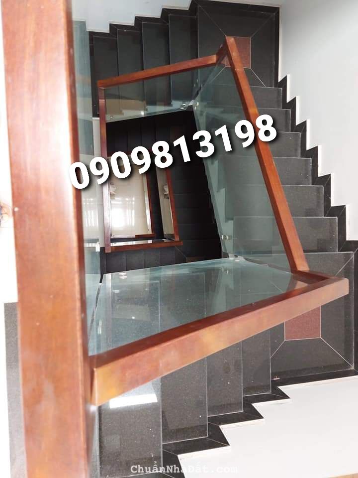 ♥️♥️♥️Cần Bán Nhanh Nhà P.Nguyễn Cư Trinh Quận 1 Tiếp Khách Thiện Chí SHR Ở Ngay.♥️♥️♥️