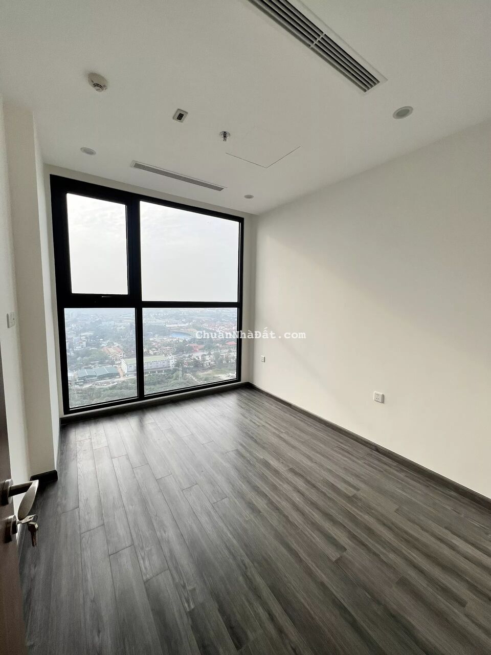 Cắt lỗ 250tr chỉ còn 3,x tỷ căn 2N 2wc tại Tonkin Smart City