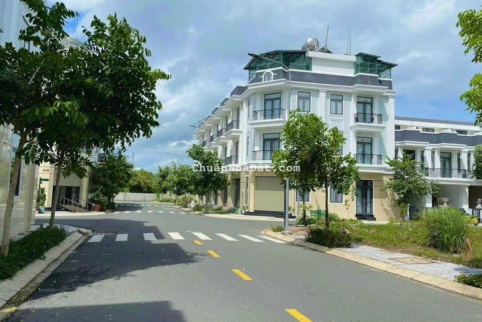 Vỡ nợ bán gấp nền shophouse The Sol City rẻ hơn cho, DT 100m2 , Đường 8 làn xe chạy.