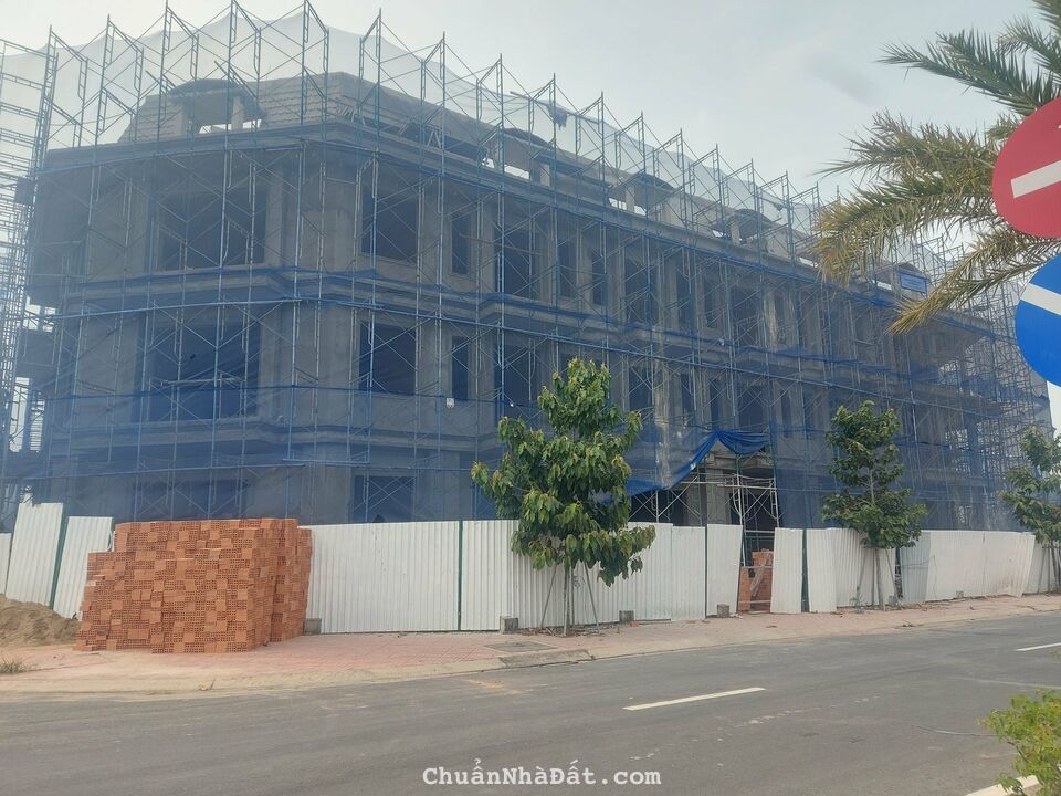 Bán và hỗ trợ săn hàng, ra hàng Mega City 2 Nhơn Trạch, 093.603.9981