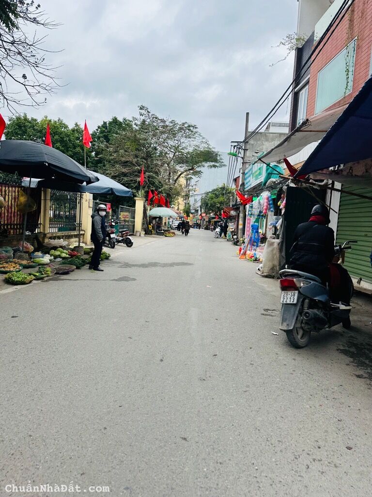 MẢNH ĐẤT CỰC HIẾM - MẶT PHỐ NGUYỄN ĐẠO AN - PHÚ DIỄN - DT 33M2 - KINH DOANH ĐỈNH CAO - Ô TÔ TRÁNH MẢNH ĐẤT CỰC HIẾM - MẶT PHỐ NGUYỄN ĐẠO AN - PHÚ DIỄN - DT 33M2 - KINH DOANH ĐỈNH CAO - Ô TÔ TRÁNH