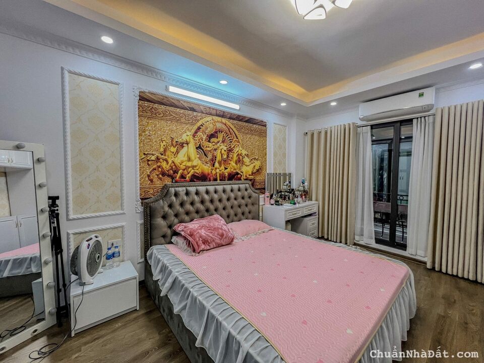 BÁN NHÀ MỸ ĐÌNH – NỘI THẤT HIỆN ĐẠI – 50M RA PHỐ - 5 TẦNG - 33M2 – NỞ HẬU – GIÁ 4.15 TỶ