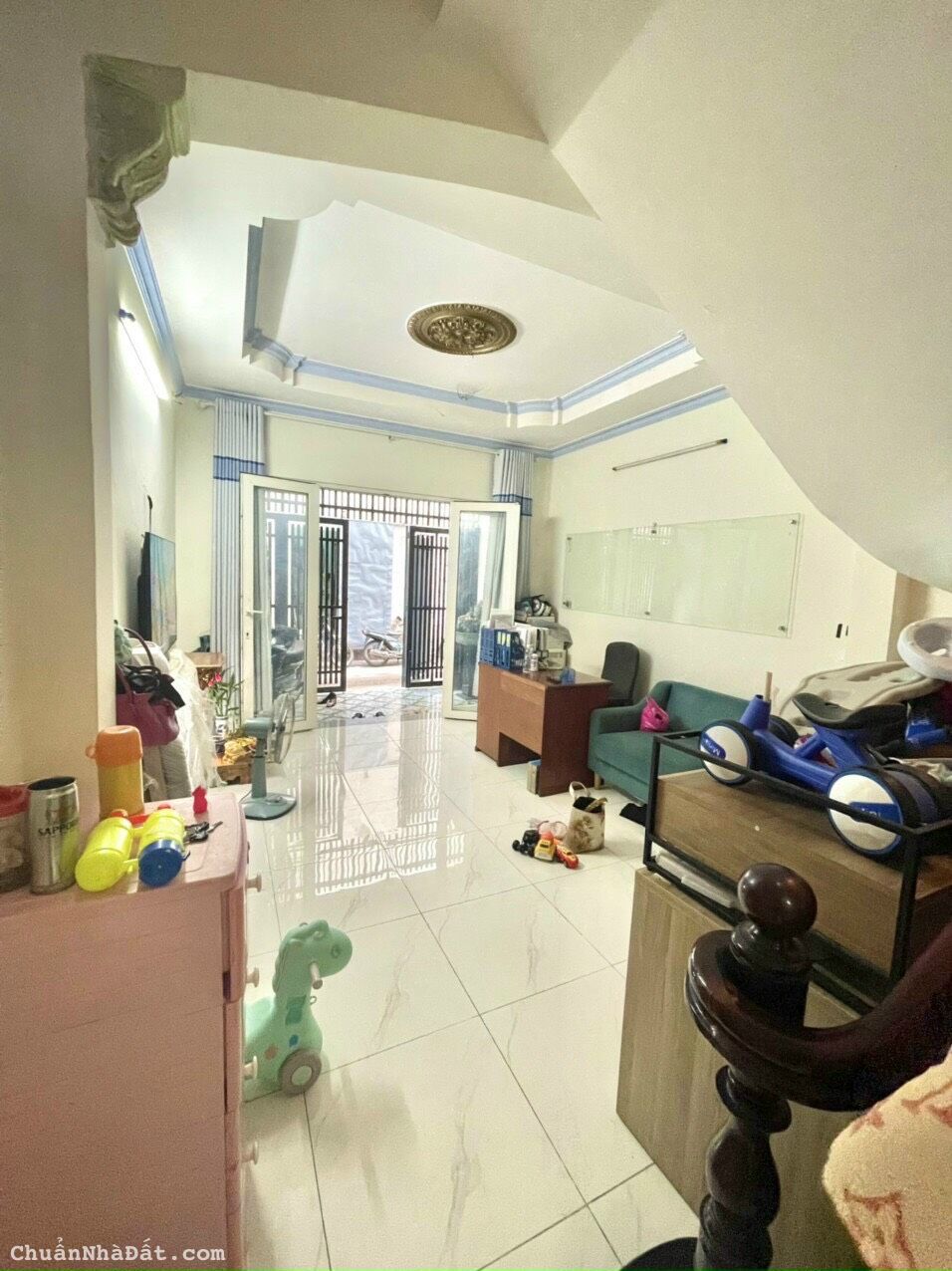 Nhà bán, Trần Huy Liệu, 4 x 12m, 2 lầu, chỉ 6.6 tỷ, Phú Nhuận