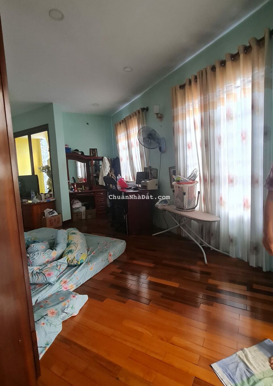 Bán biệt thự Hậu Giang-ngang 12m-thiết kế xanh mát-nội thất gỗ-sang-xịn-giá tốt