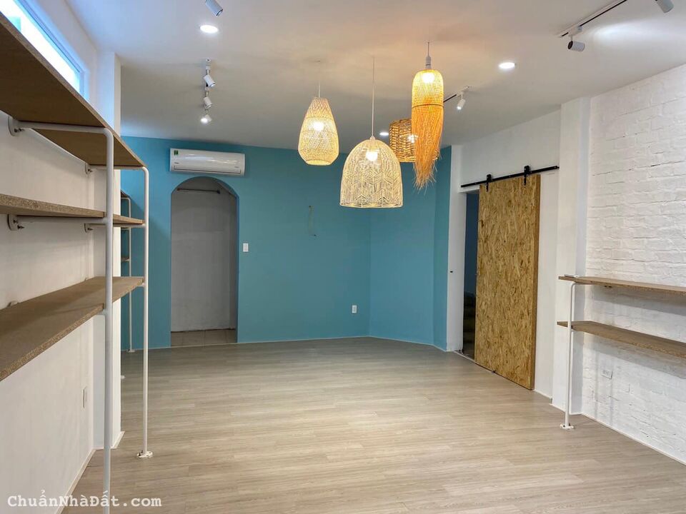 Bán nhà mặt tiền đất vàng Lê Thánh Tôn-gần chợ Bến Thành-ngang 4.1m-kinh doanh cực đỉnh