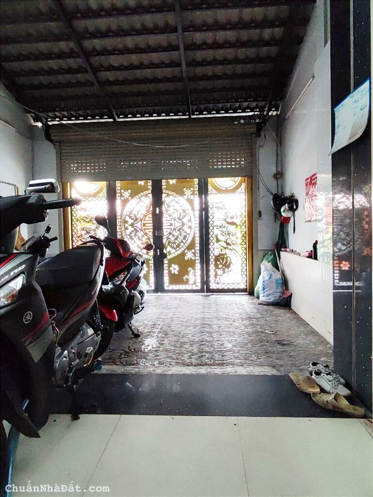 Bán nhà mặt tiền kinh doanh Bình Tân-ngang 5m-khu phân lô-thiết kế lệch tầng-nhà mới-giá tốt