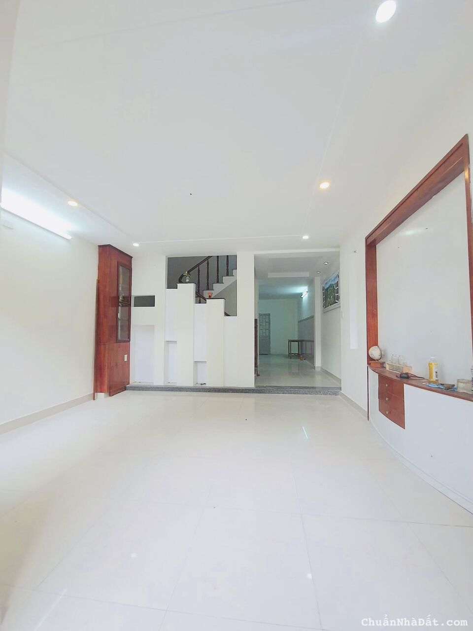 Chính chủ đi ngay đại hạ giá nhà 3 tầng, trung tâm cẩm lệ chỉ 5ty450, ô tô đua mệt nghỉ