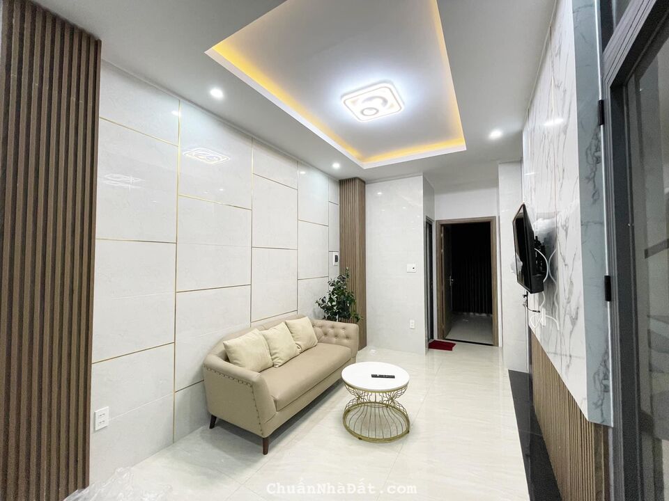 Chính chủ tôi ăn nên làm ra nhượng lại căn nhà 3 tầng đúc, TT. Hải Châu, chỉ 5ty4 sạch sẽ