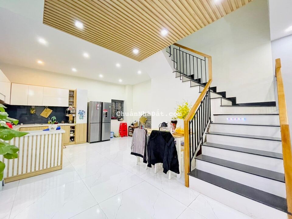 Cần đi nhanh nhà mới Tôn Đức Thắng, Liên Chiểu, Đà Nẵng ô tô qua 70m2 , 3 tầng, nhĩnh 3.xxx