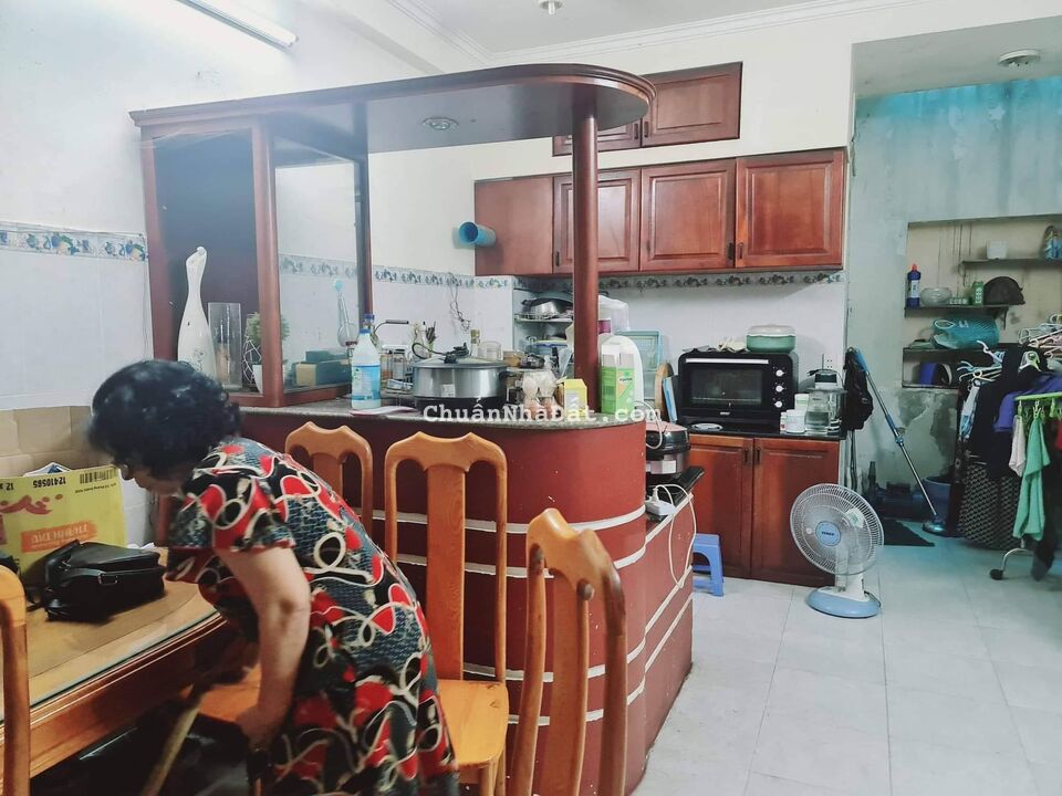 Bán nhà đẹp 6 tầng mặt tiền KD Lã Xuân Oai 92m2, Tăng Nhơn Phú A, Tp.Thủ Đức Chỉ 10 tỷ