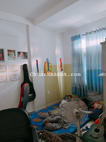 Chung Cư Mương Cát- Tầng trệch Chung Cư Mương Cát- Tầng trệch