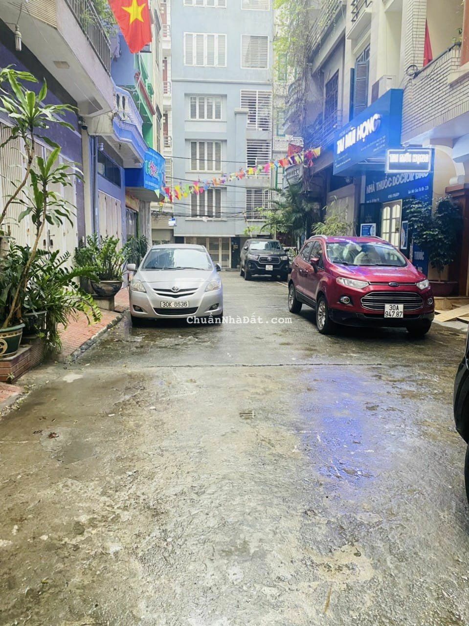 Bán Nhà Phân Lô Chùa Láng Đống Đa 55m2 x 5 tầng, MT 5m Ô Tô Tránh KD, vài bước ra Hồ gần nhiều Trườ