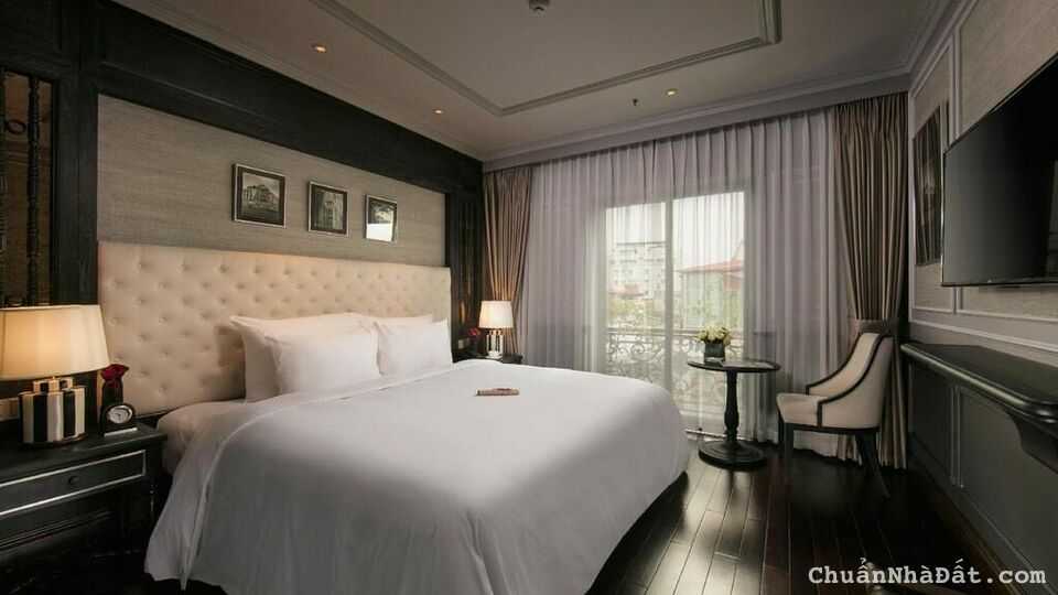 Bán Khách Sạn Mặt Phố Cổ 180m2 x 10 tầng, Mặt Tiền 8m, Thiết Kế 5 Sao, Nội Thất Hoàn Hảo