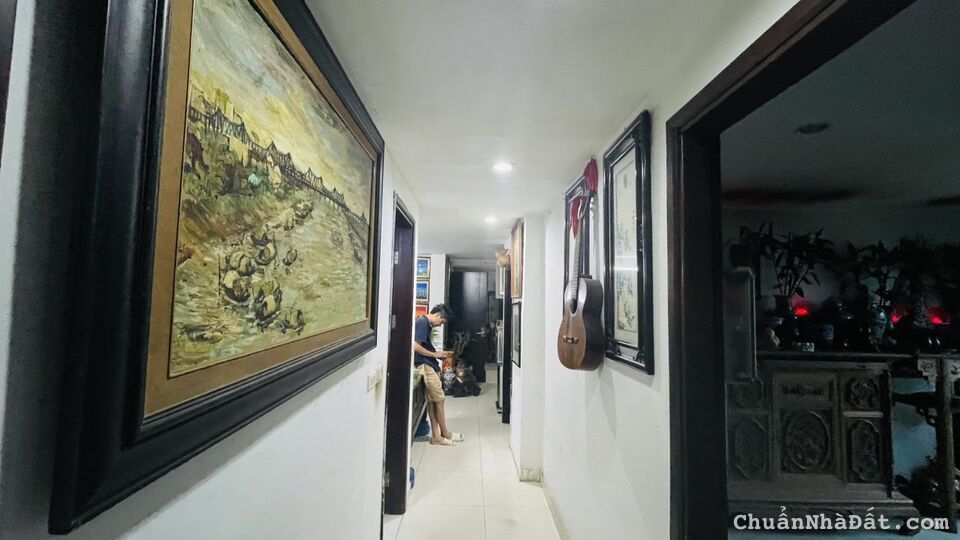 Bán căn hộ chung cư Goldenland 275 Nguyên Träi, Thanh Xuân diên tích 166m2 3PN giá 6.7tỷ