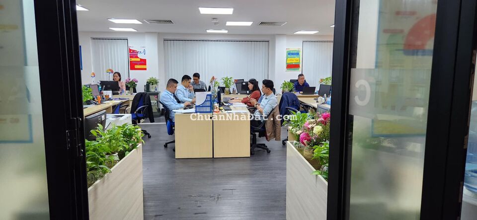 Bán Tòa Nhà Văn Phòng Mặt Phố Bà Triệu 333m2 x 8 tầng, Mặt Tiền 25m, Vị Trí Đắc Địa Sầm Uất Ngày Đêm