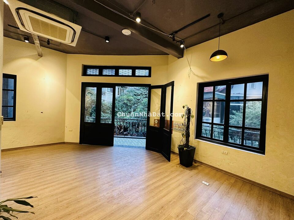 Bán nhà mặt phố Nguyễn Công Hoan Ba đình 50m2 x 3 tầng, mặt tiền 12m Lô Góc Cần Bán Gấp Bán nhà mặt phố Nguyễn Công Hoan Ba đình 50m2 x 3 tầng, mặt tiền 12m Lô Góc Cần Bán Gấp