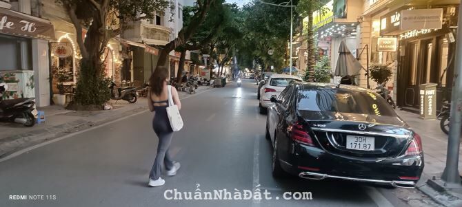 Bán Đất Mặt Phố Triệu Việt Vương 138m2, mặt tiền 6m vuông vắn, 1 sổ 1 chủ vài bước ra VinCom