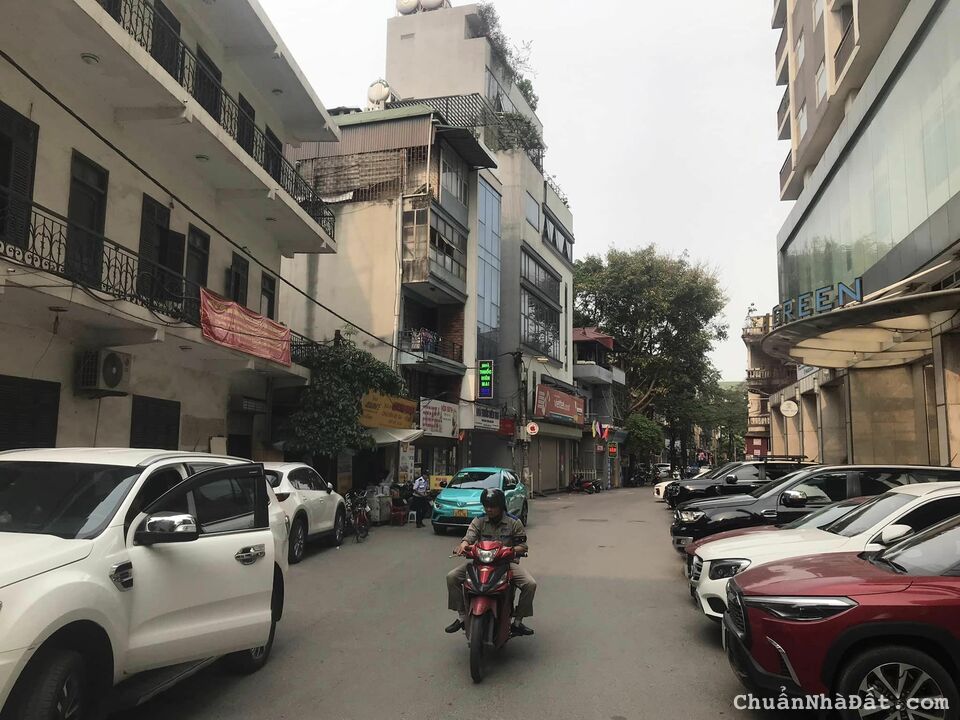 Bán đất Đường Bưởi Vĩnh Phúc Ba Đình 464m, mặt tiền 11m, Lô Góc 3 mặt thoáng 200 triệu/m2