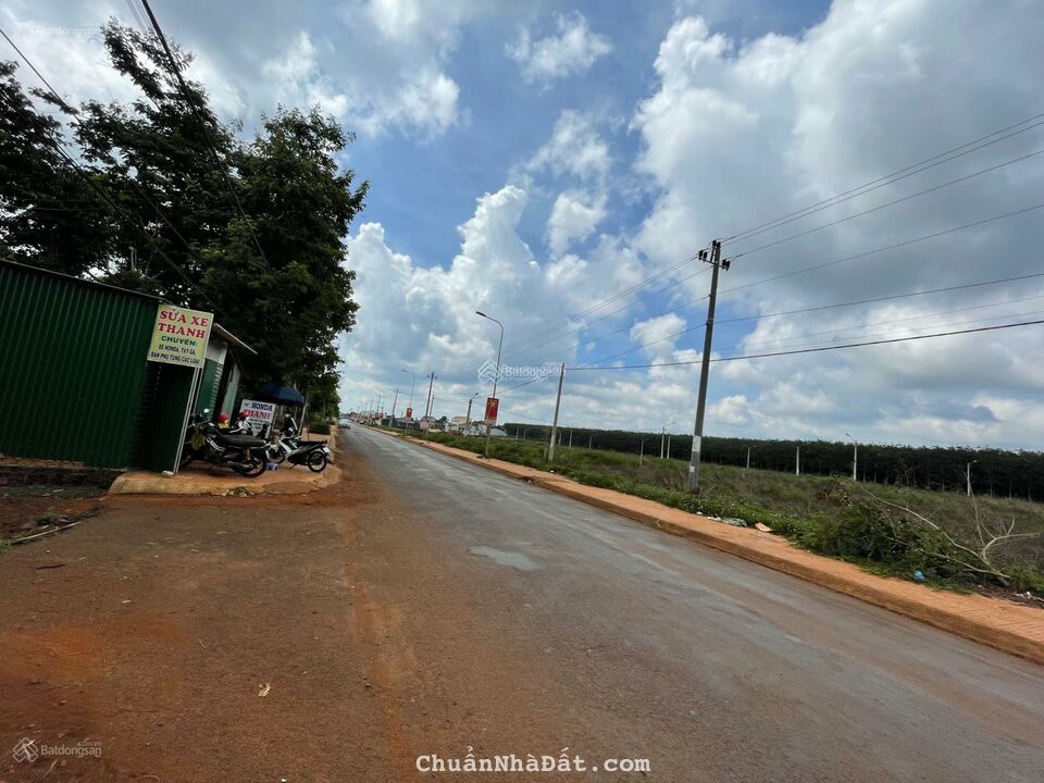 BÁN 3 LÔ ĐẤT ĐẤU GIÁ NGAY CHỢ Phú Lộc - Krông Năng giá 668tr/nền BÁN 3 LÔ ĐẤT ĐẤU GIÁ NGAY CHỢ Phú Lộc - Krông Năng giá 668tr/nền