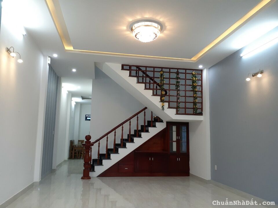 Nhà 2 Tầng đường (7.5m) Lý Nhân Tông,( ngay Đại Học Ngoại Ngữ) 95m2, giá 7.5 tỷ TL Nhà 2 Tầng đường (7.5m) Lý Nhân Tông,( ngay Đại Học Ngoại Ngữ) 95m2, giá 7.5 tỷ TL