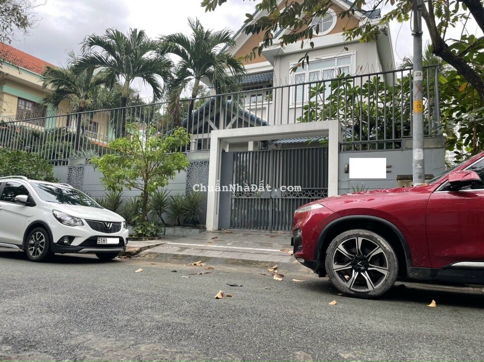 Bán Villa đường Nguyễn Lữ, quận Ngũ Hành Sơn, Đà Nẵng 270m 16.5 tỷ TL 