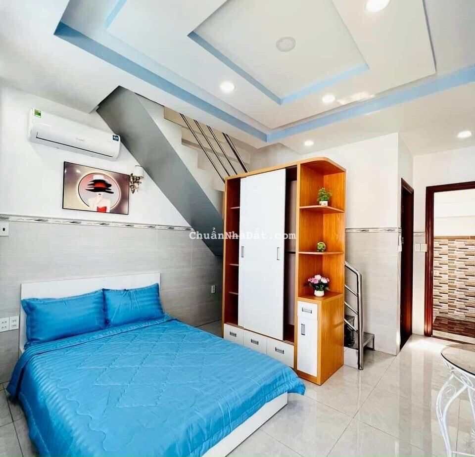 Nhà đẹp Trương Quốc Dung, 4 x 8.2, 3 lầu, 4PN, 4.68 tỷ, Phú Nhuận