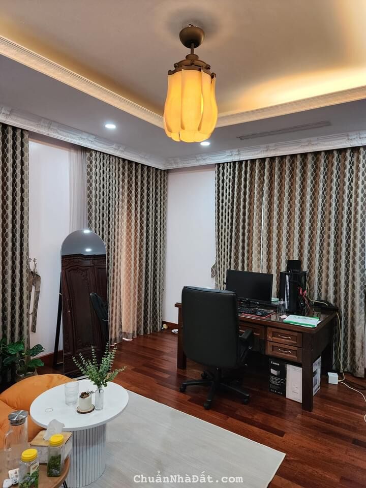 Chủ sang nước ngoài, hạ giá sâu bán nhanh - BT Hàm Nghi 280m2, 6 tầng lô góc - Giá 85 Tỷ