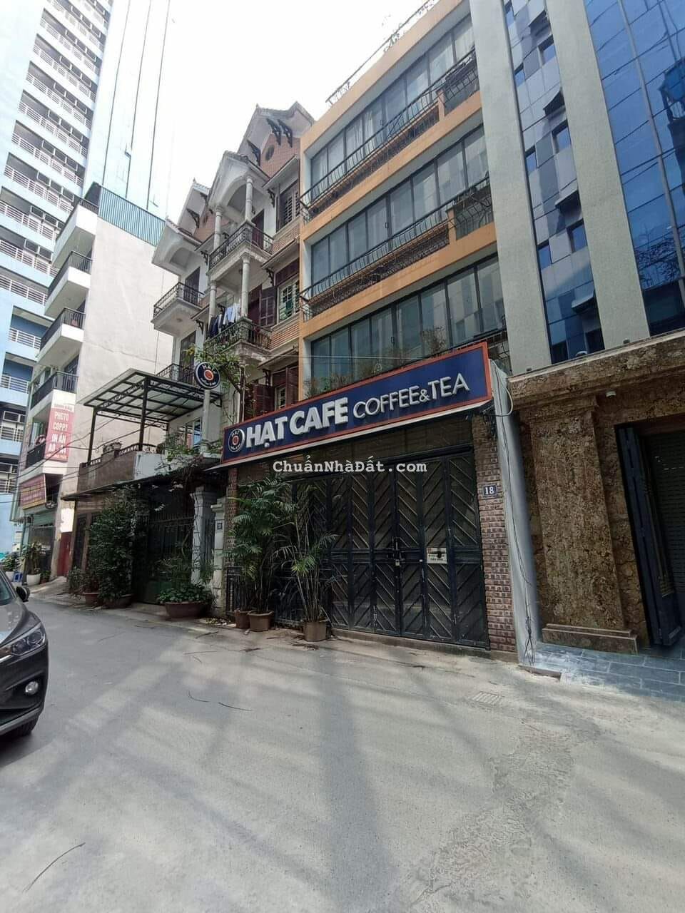 Bán nhà Phân Lô phố Lạc Long Quân 110m2 x 3 tầng, mặt tiền 6m ô tô tránh, vỉa hè hai bên ngay Quận Ủy Tây Hồ