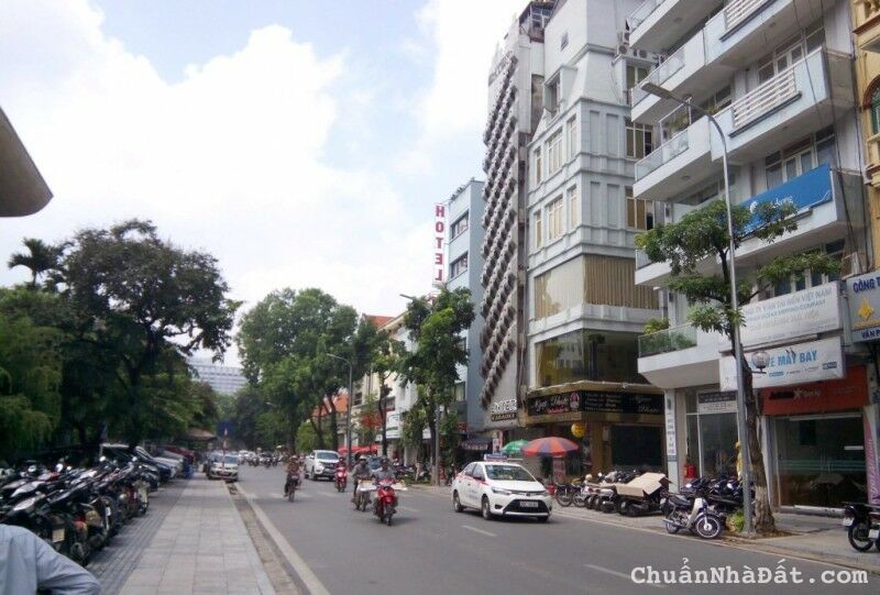 Bán nhà phân Lô Trần Quang Diệu Đống Đa 65m2, nhà 6 tầng thang máy, mặt tiền 6m. vuông A4