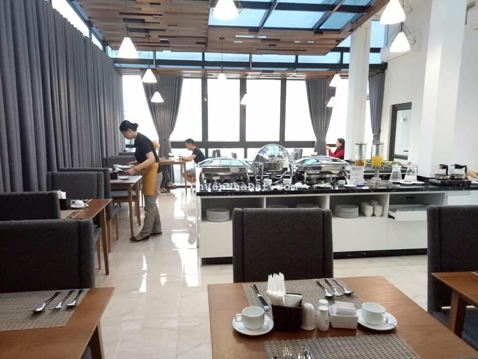 Bán Khách Sạn Phố Trần Thái Tông 150m2 x 9 tầng, MT 9m, Vị Trí Đẹp, Kinh Doanh Tuyệt Vời