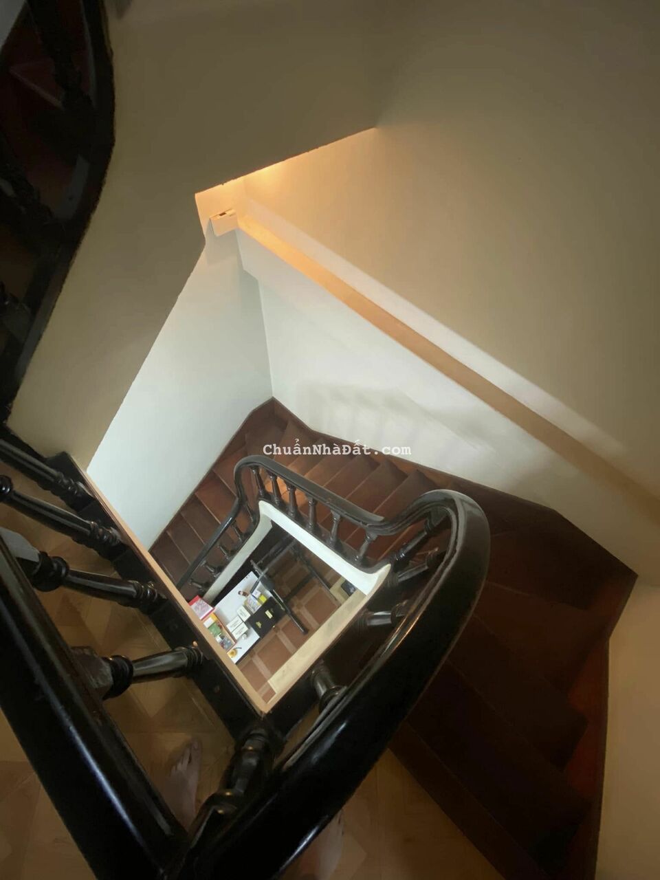 Nhà mặt phố Võ Văn Dũng Đống Đa cần bán 75m2 x 3 tầng, lô góc, mặt tiền 12m vỉa hè hai bên Nhà mặt phố Võ Văn Dũng Đống Đa cần bán 75m2 x 3 tầng, lô góc, mặt tiền 12m vỉa hè hai bên