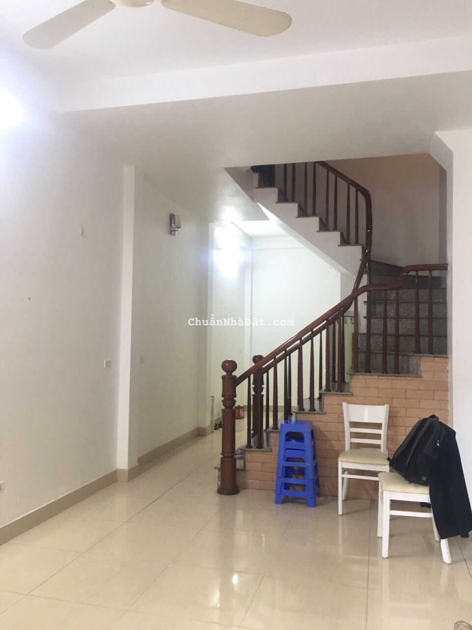 Bán nhà Vạn phúc- Hà Đông, 36m2x4T, ngõ to, 100tr/1m2 quá rẻ so với thị trường. Lh 0984672007  