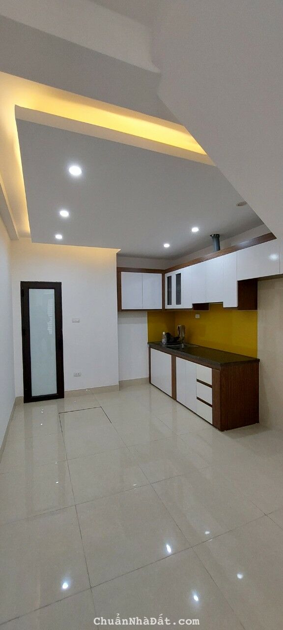 Bán nhà tổ 5 Đa Sĩ, Kiến Hưng, Hà Đông, nhà xây mới đẹp long lanh, về ở ngay, 3.2 tỷ DT 35m2 4T 4PN Bán nhà tổ 5 Đa Sĩ, Kiến Hưng, Hà Đông, nhà xây mới đẹp long lanh, về ở ngay, 3.2 tỷ DT 35m2 4T 4PN