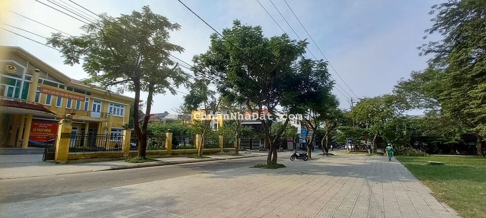 Bán nhà 3 tầng 2 mặt tiền đường Lê Đại Hành vừa ở vừa kinh doanh