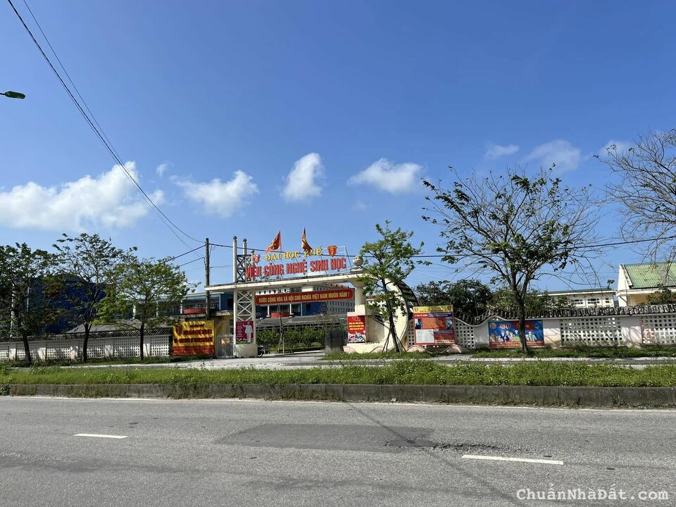 Mặt tiền tỉnh lộ 10 một lô duy nhất giá sập sàn