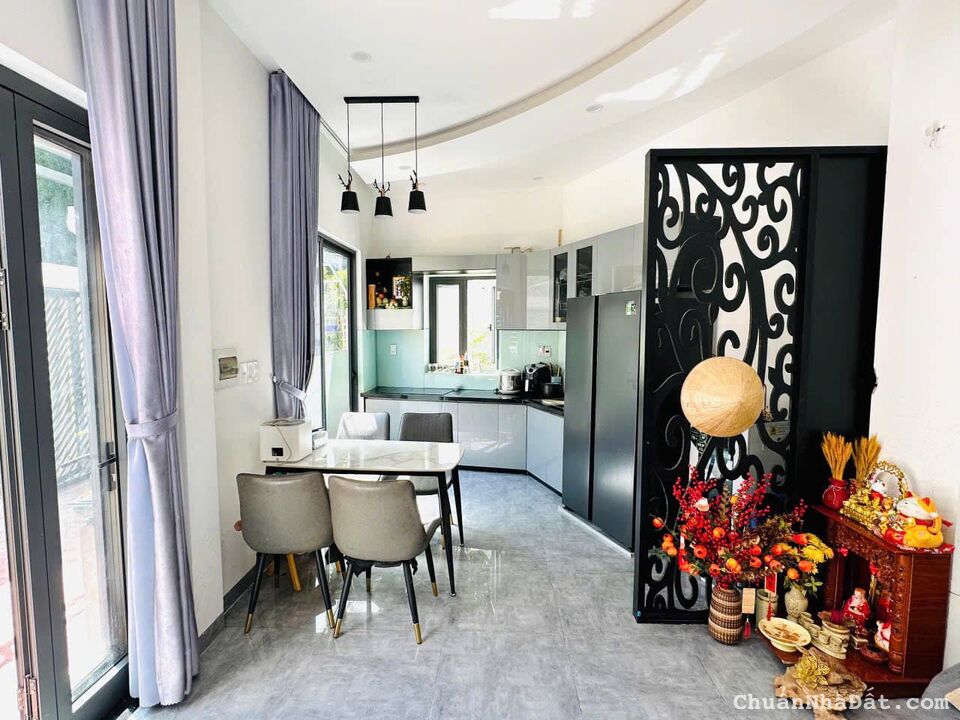 Nhà 2 Tầng Lê Bá Thận - Thủy Xuân Cạnh Bàu Vá 1 Full Nội Thất Dọn Vào Ở Ngay