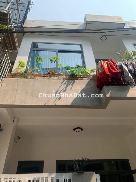 Nhà 2 tầng Phan Bội Châu chỉ 2,1 tỷ quá rẻ