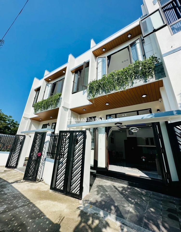 Bán nhà đẹp 2 tầng đường Phan Bội Châu Bán nhà đẹp 2 tầng đường Phan Bội Châu