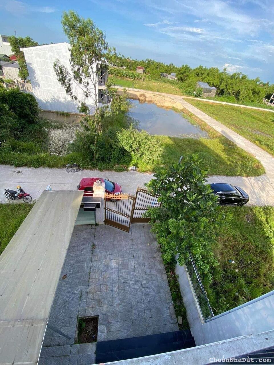 Bán nhà 3 tầng KQH Vinh Vệ giá rẻ chạm đáy