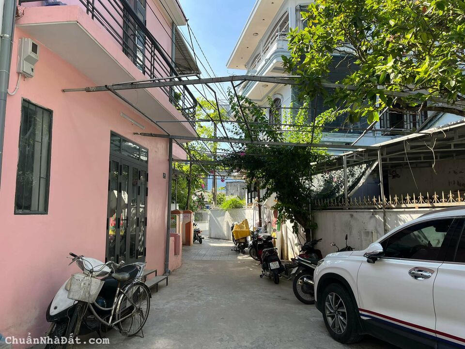 Bán đất kiệt 85 Nguyễn Huệ khu Vip trung tâm thành phố Huế